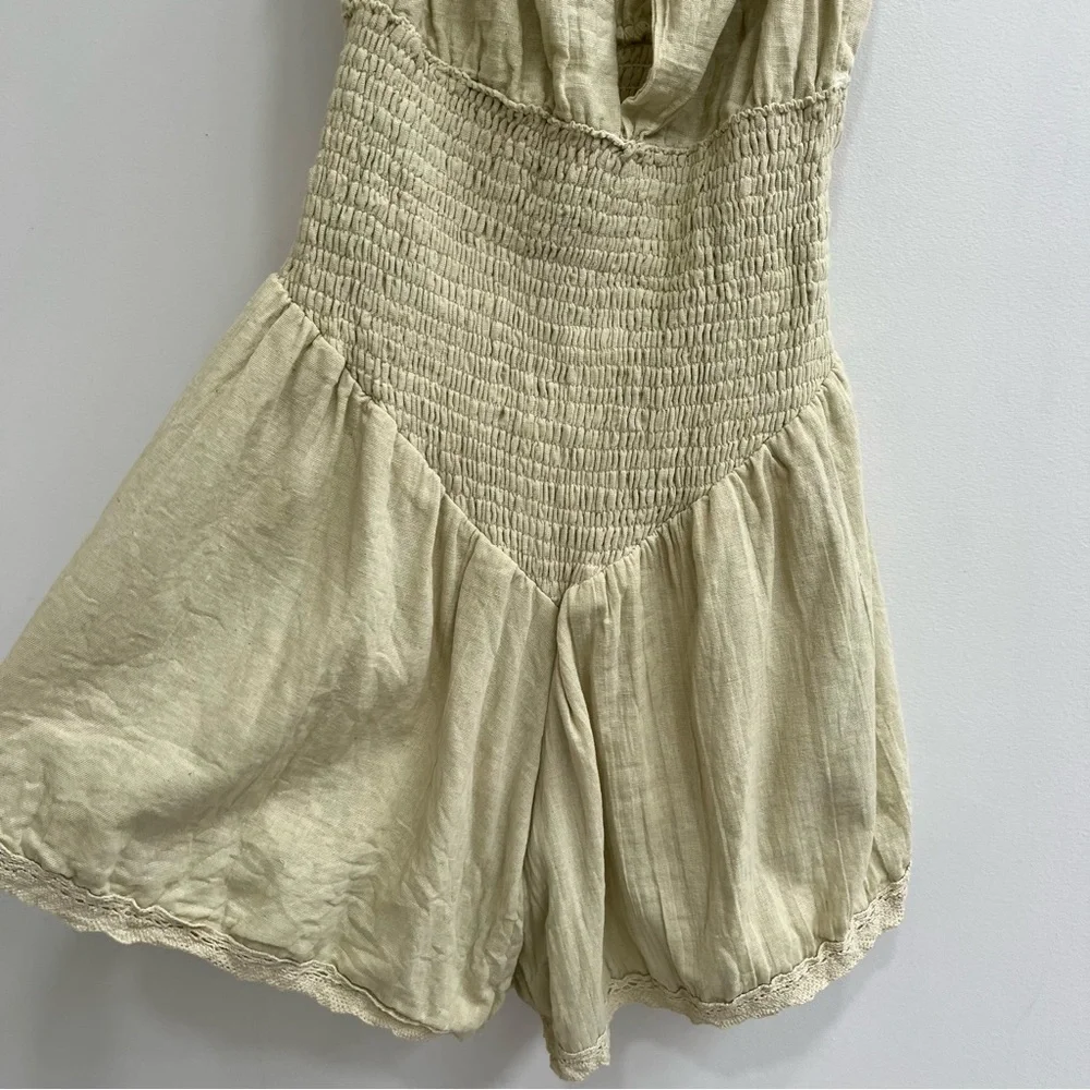 NWT Jens Pirate Booty Gauzy Cotton Smocked Cut Out Romper Celery Green Size XS - Picture 5 of 9